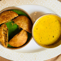 Pyaaz Ki Kachori